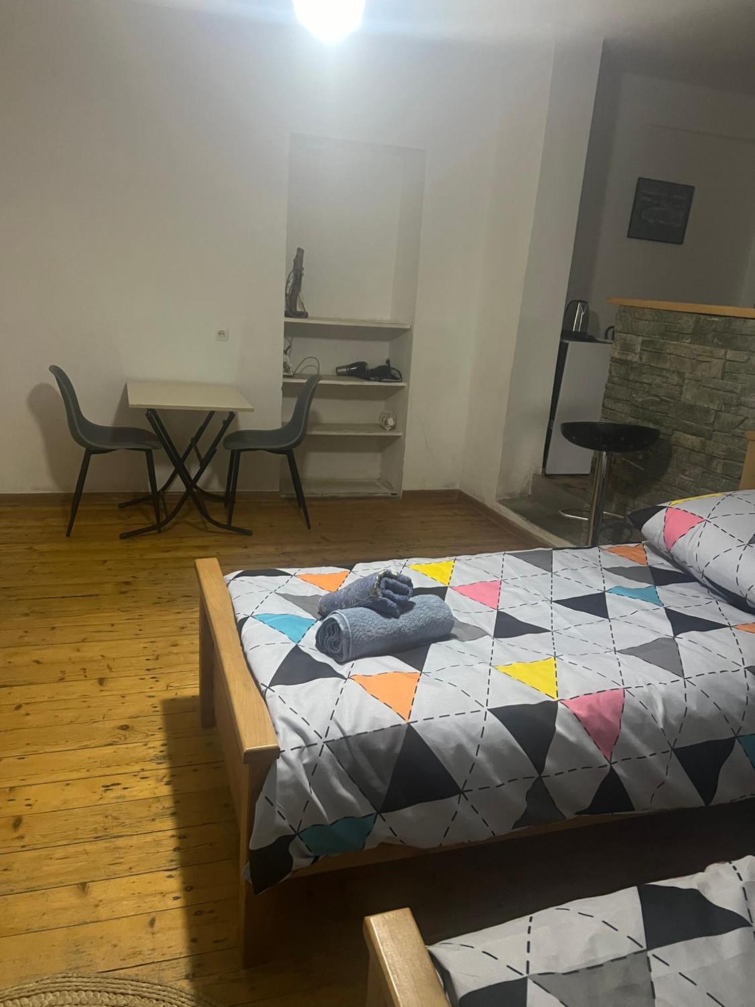 Vera Apartment Тбилиси Екстериор снимка
