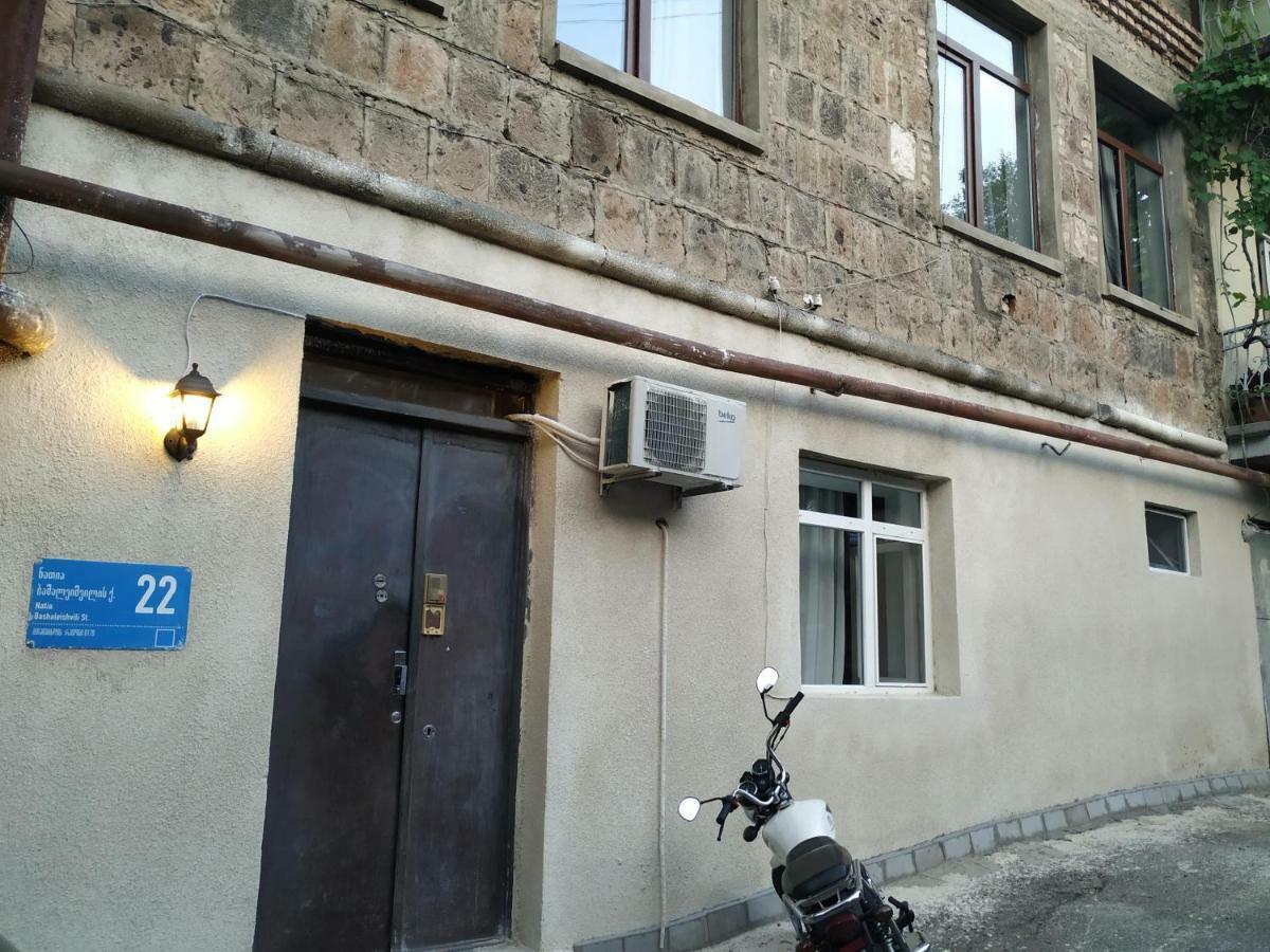 Vera Apartment Тбилиси Екстериор снимка